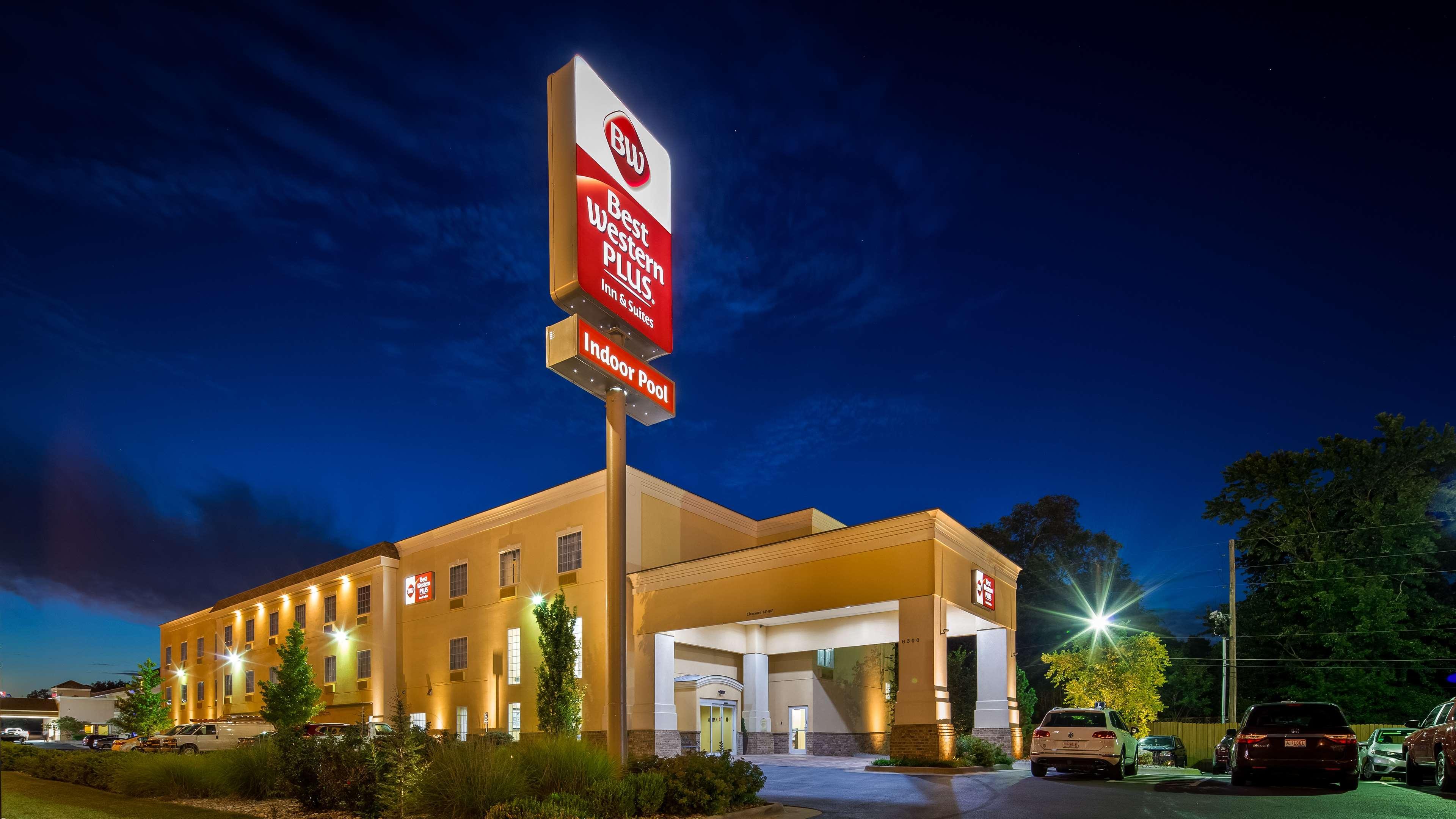 Best Western Plus Eastgate Inn & Suites Wichita Exterior foto